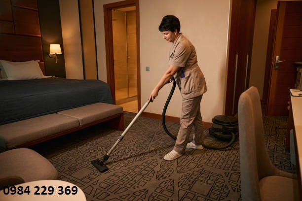 5-star-hotel-cleaning-during-rainy-season-2